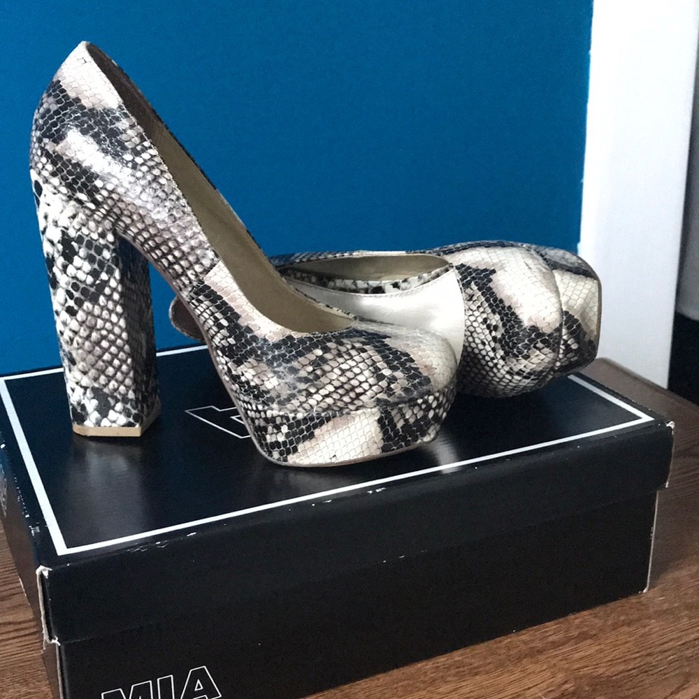 MIA Uptown Girl Platforms